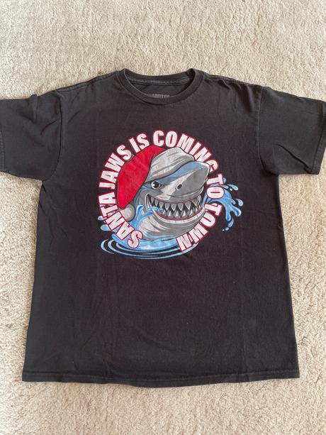 Tričko shark santa, m