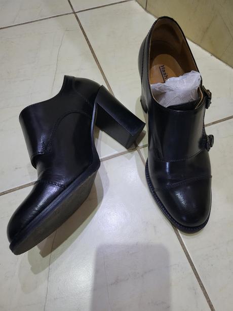 Čierne kožené poltopánky, 38