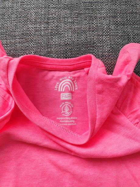 2ks tričká f&f 104, f&f,104