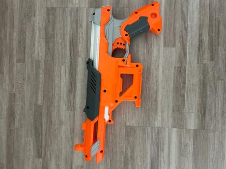 Nerf accustrike, 