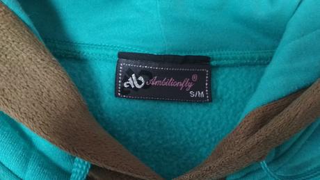 Tyrkysová mikina, 170