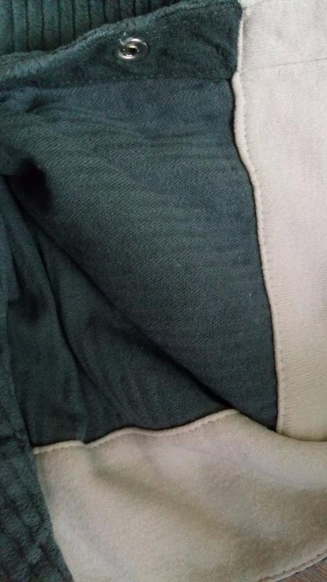 Menčestrové nohavice na traky, 62