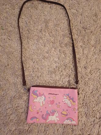 Detska kabelka nepouzivana,