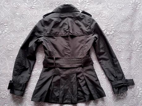 Krátky trenčkot zn. zara, veľ. xs/36, zara,xs