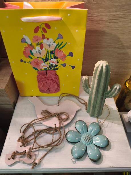 Dekorácie spolu tri kusy, 