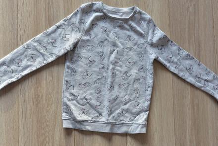 Mikina s mačkami, 122