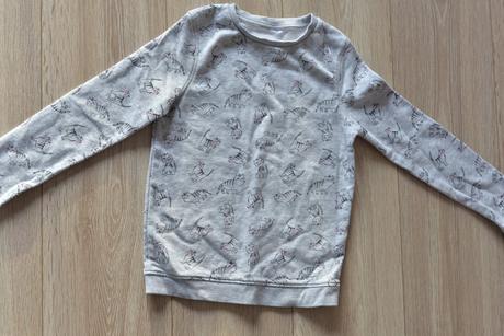 Mikina s mačkami, 122