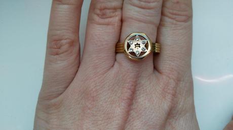 Prsteň z nerezovej ocele.zlato strieborna farba, 