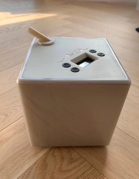 Air q je dizajnový osviežovač vzduchu, 