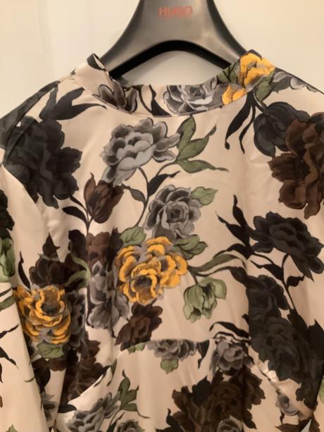 Krásne elegantne saty zara, zara,m