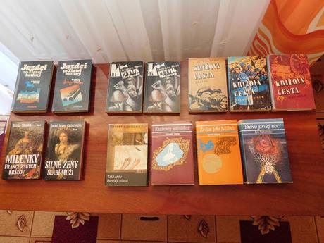 Retro rozne knihy, 