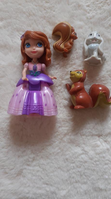 Babika sofia so zvieratkami, 