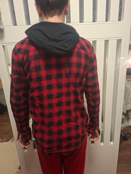 Károvaná košeľa, 158