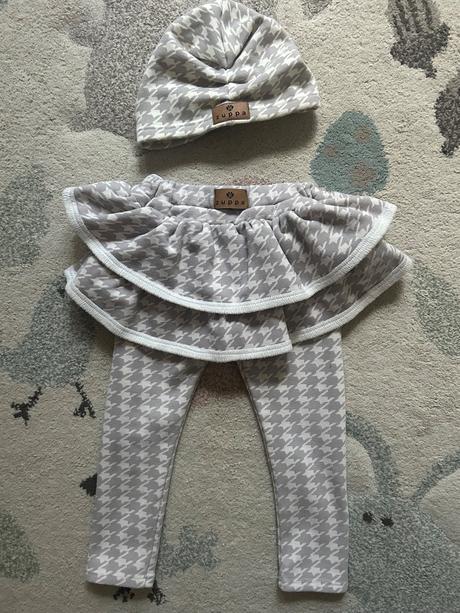 Set zuppa sukňolegíny a čiapka, 104
