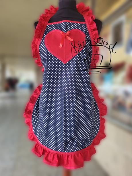 Zástera 70cm s volanmi bodky na tmavomodrej,