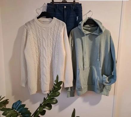 Casual set džínsy veľ.l k nim darujem 2 svetre, l