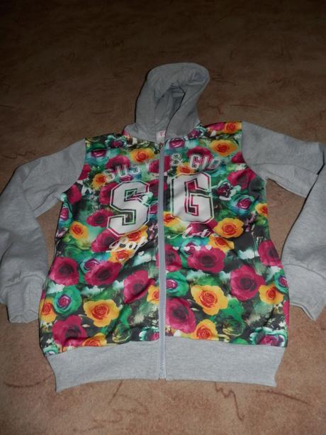 Zateplená mikina, 152