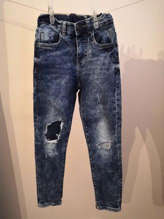 Slim rifle so záplatami, zara,122