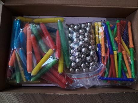 Hry/puzzle v top stave, 