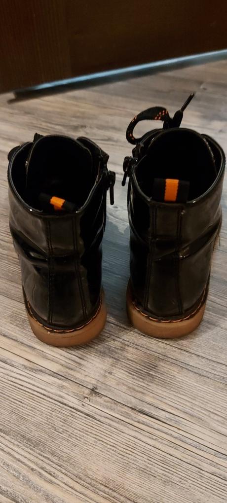 Lakovky, graceland,31