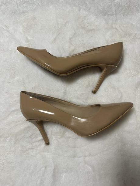Béžovo-hnedé lakované lodičky zn. guess originál, guess,39