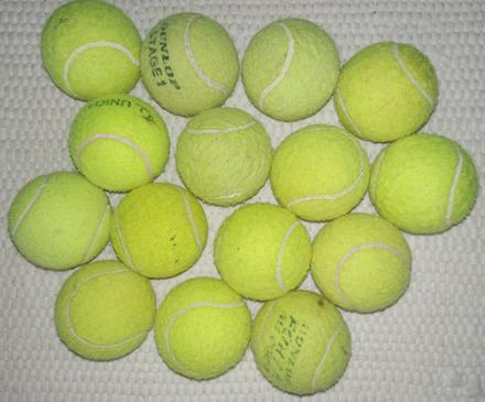 Tenisové loptičky,