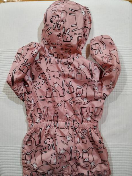 Ružová vetrovka mačky, 104