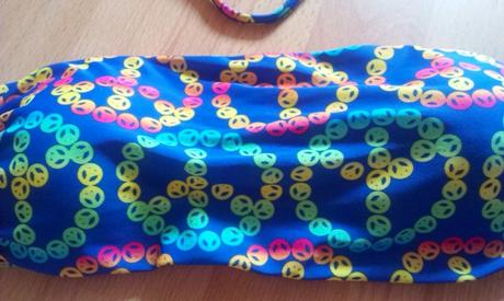 Farebné plavky-univerz. veľkosť vďaka strihu s-m, m