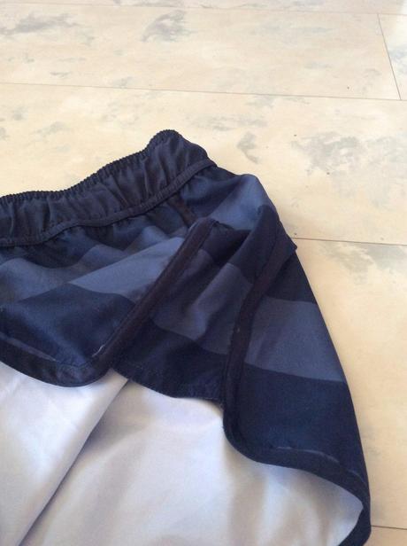 Športové šortky, tribord,46