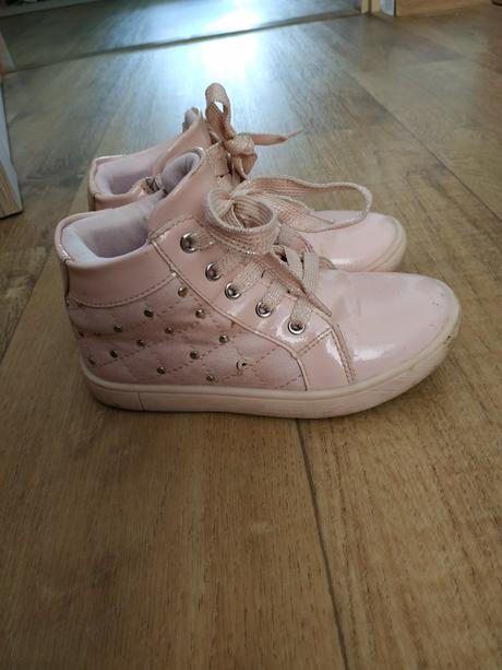 Celoročné topánky, baťa,27