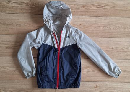 Tenká športová bunda, quechua,134