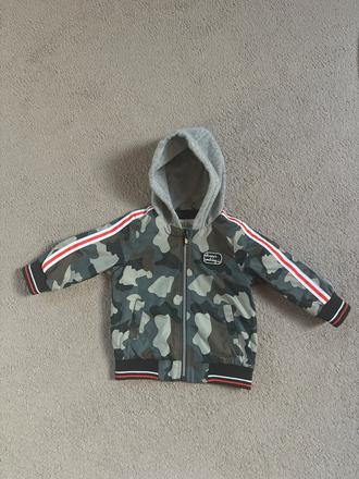 Prechodná bundička, f&f,74