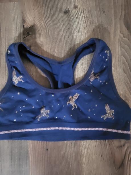 Športová podprsenka, 134