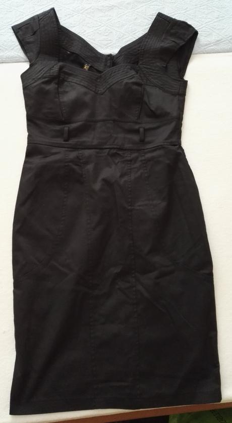 Šaty čierne krátke, 40
