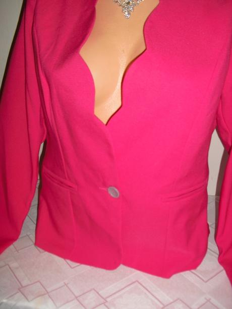 Elegantne kabatikove sacko  s volanikmi, xl