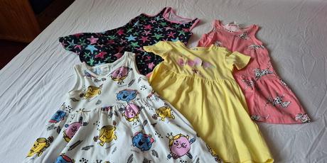 Dievčenské letné šaty, 92