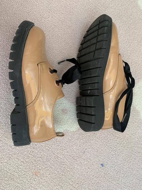 Poltopanky, reserved,29