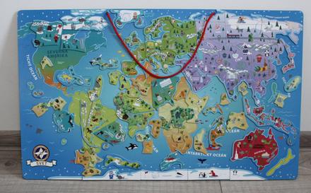 Magnetická mapa sveta,