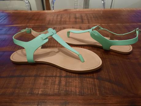 Žabky, mentolové sandálky medzi prsty, pull&bear,38