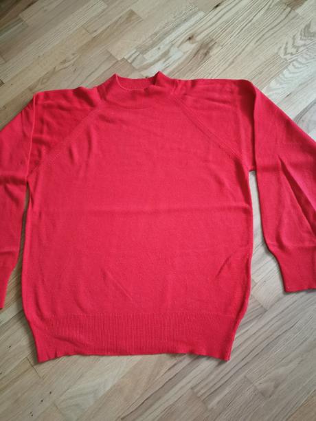 Červený polorolak, 40