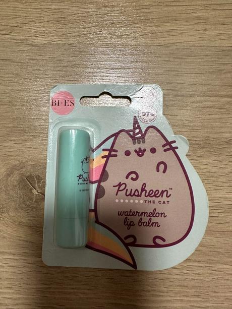 Balzam na pery bi-es, 