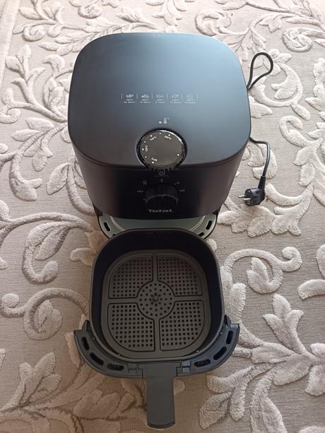 Teplovzdušná fritéza, tefal