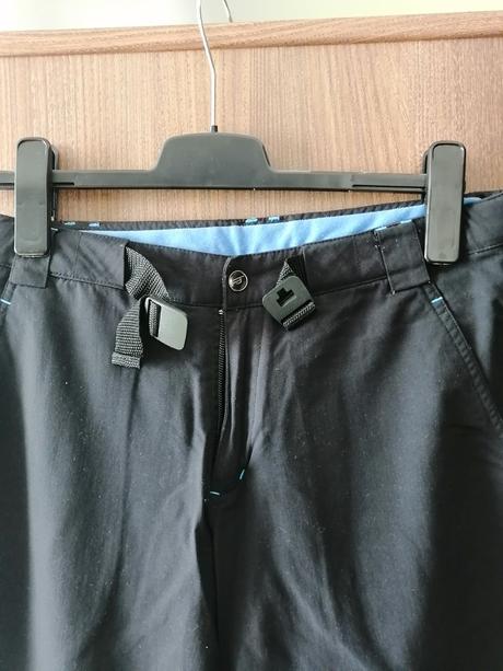 Turistické nohavice, 36