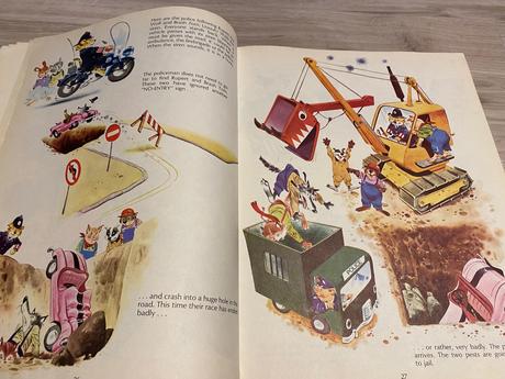 Stará retro obrázková kniha watch your step 1976,