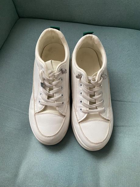 Biele tenisky,37 a 38, 37