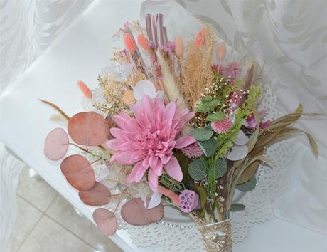 Romantická veľká kytica-3,