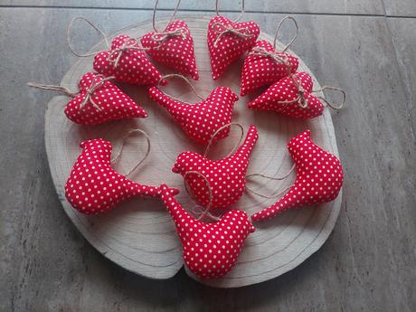 Šité ozdoby na stromček,