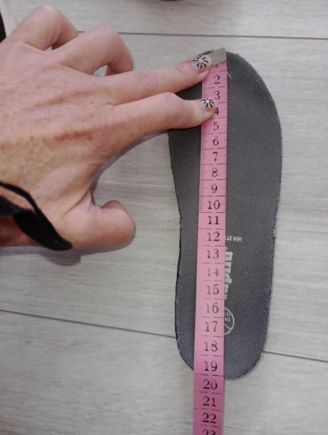 Svietiace botasky, lupilu,29