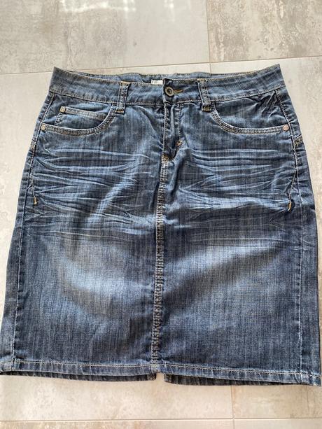 Rifľová sukňa, 40