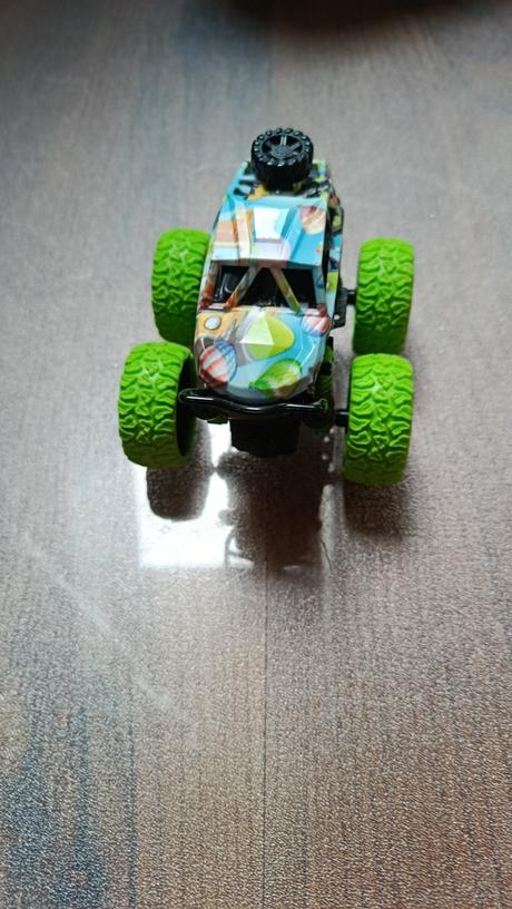 Autíčka a motorka,